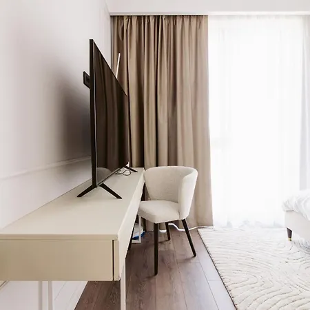 Thea - Modern Luxury *
